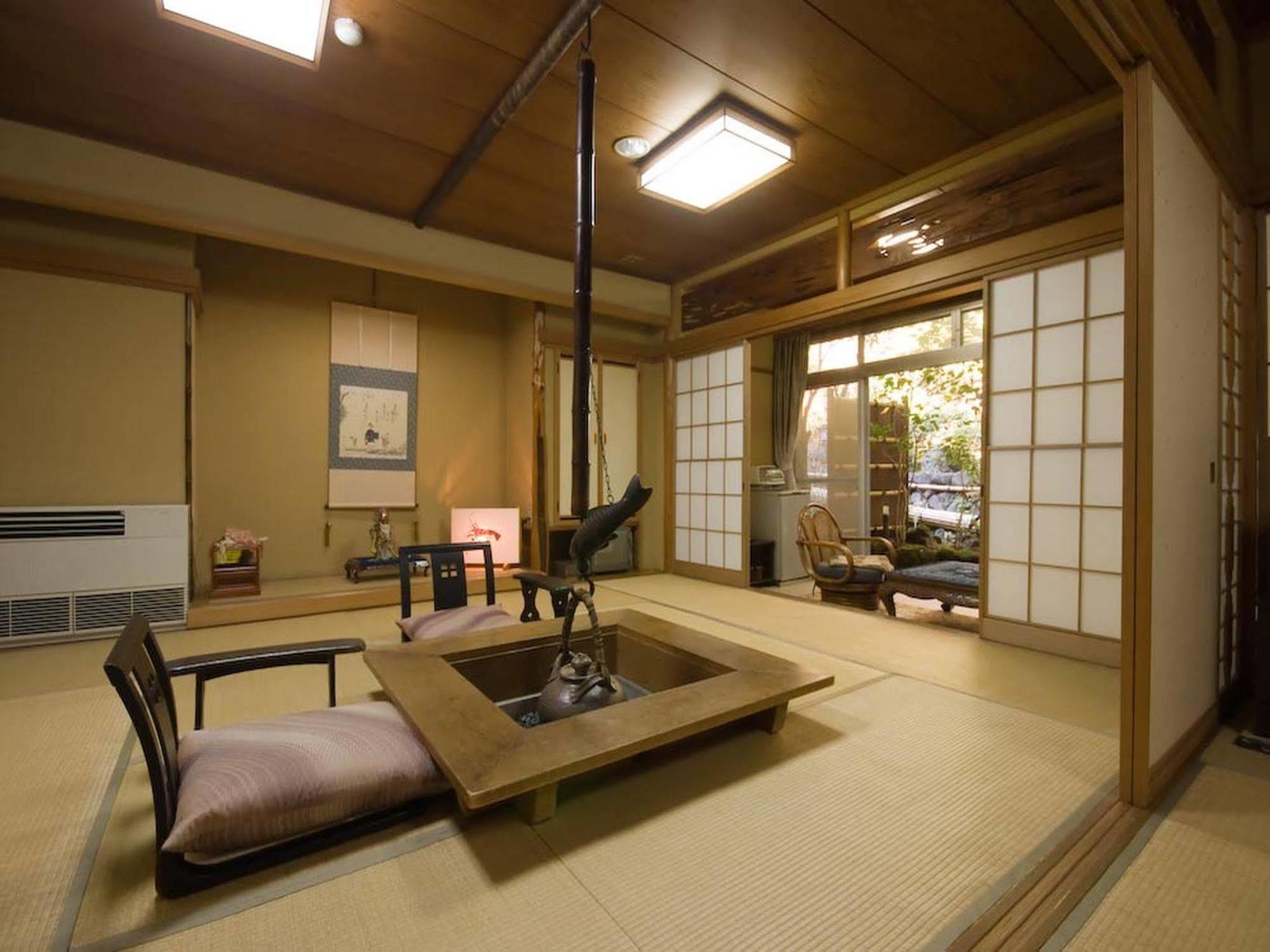 Yugawara Onsen Ryokan Uohan Extérieur photo